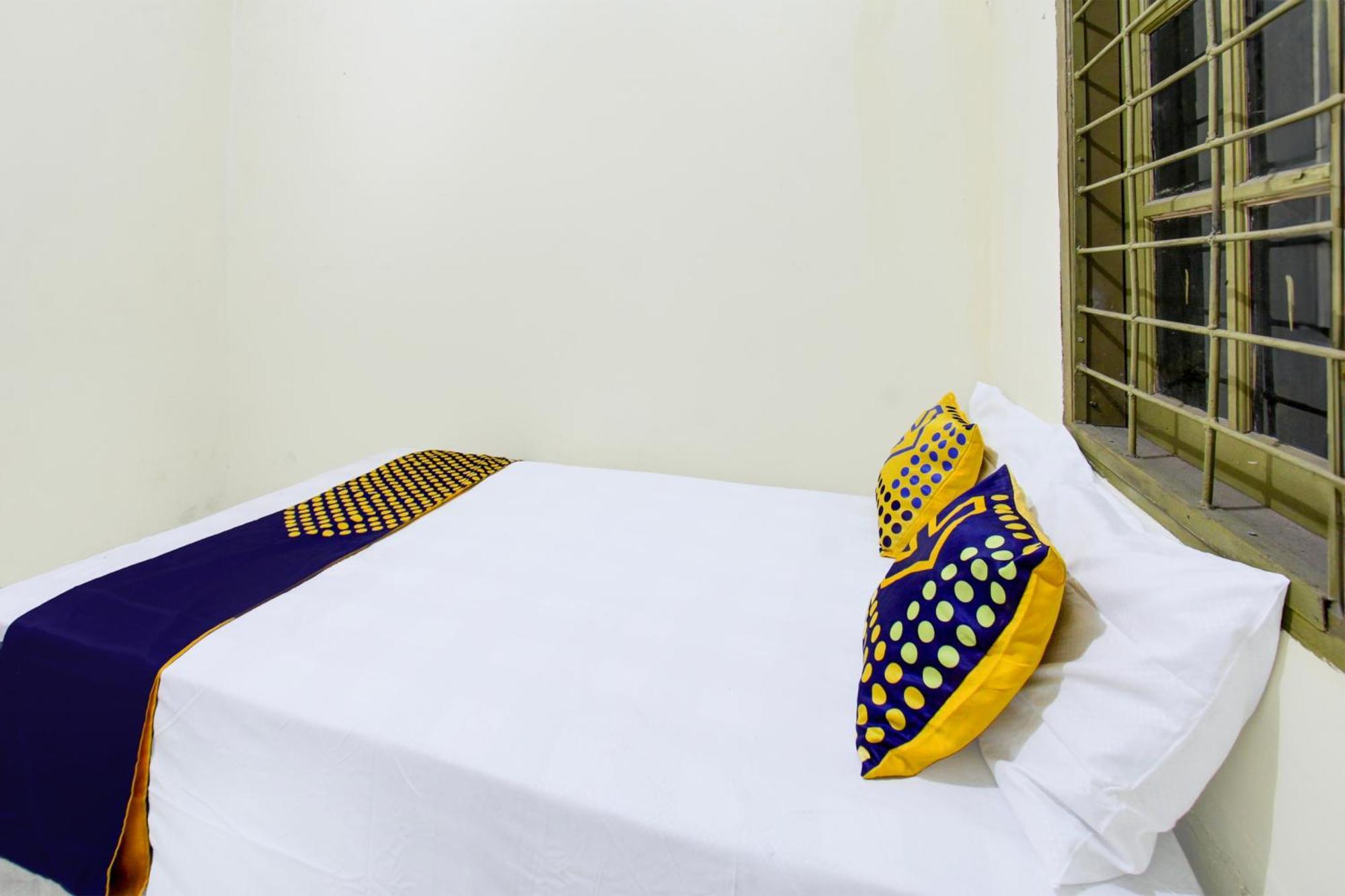 فندق Oyo Life 93284 Kos Cendana Raya ماتارام المظهر الخارجي الصورة