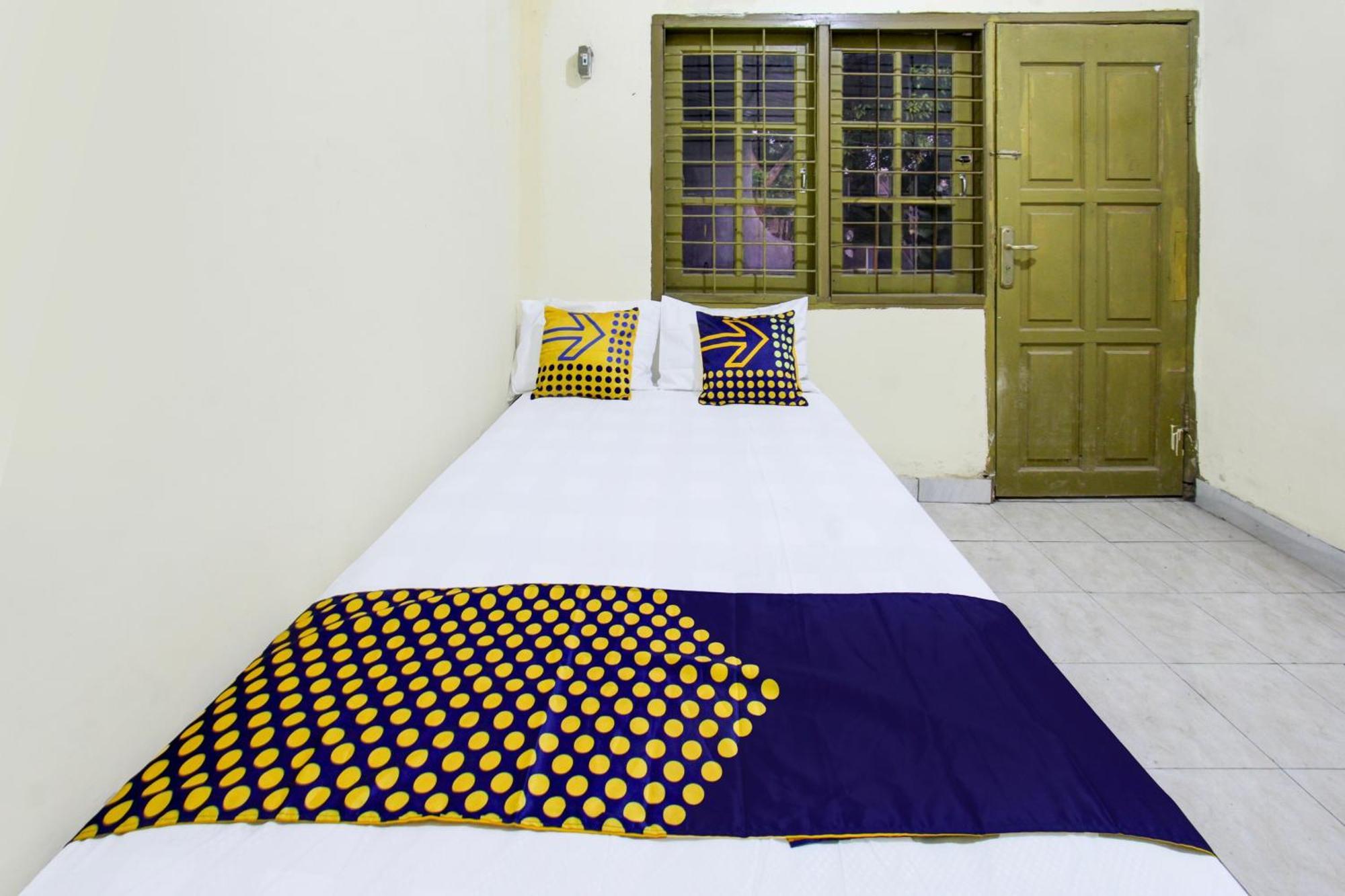 فندق Oyo Life 93284 Kos Cendana Raya ماتارام المظهر الخارجي الصورة