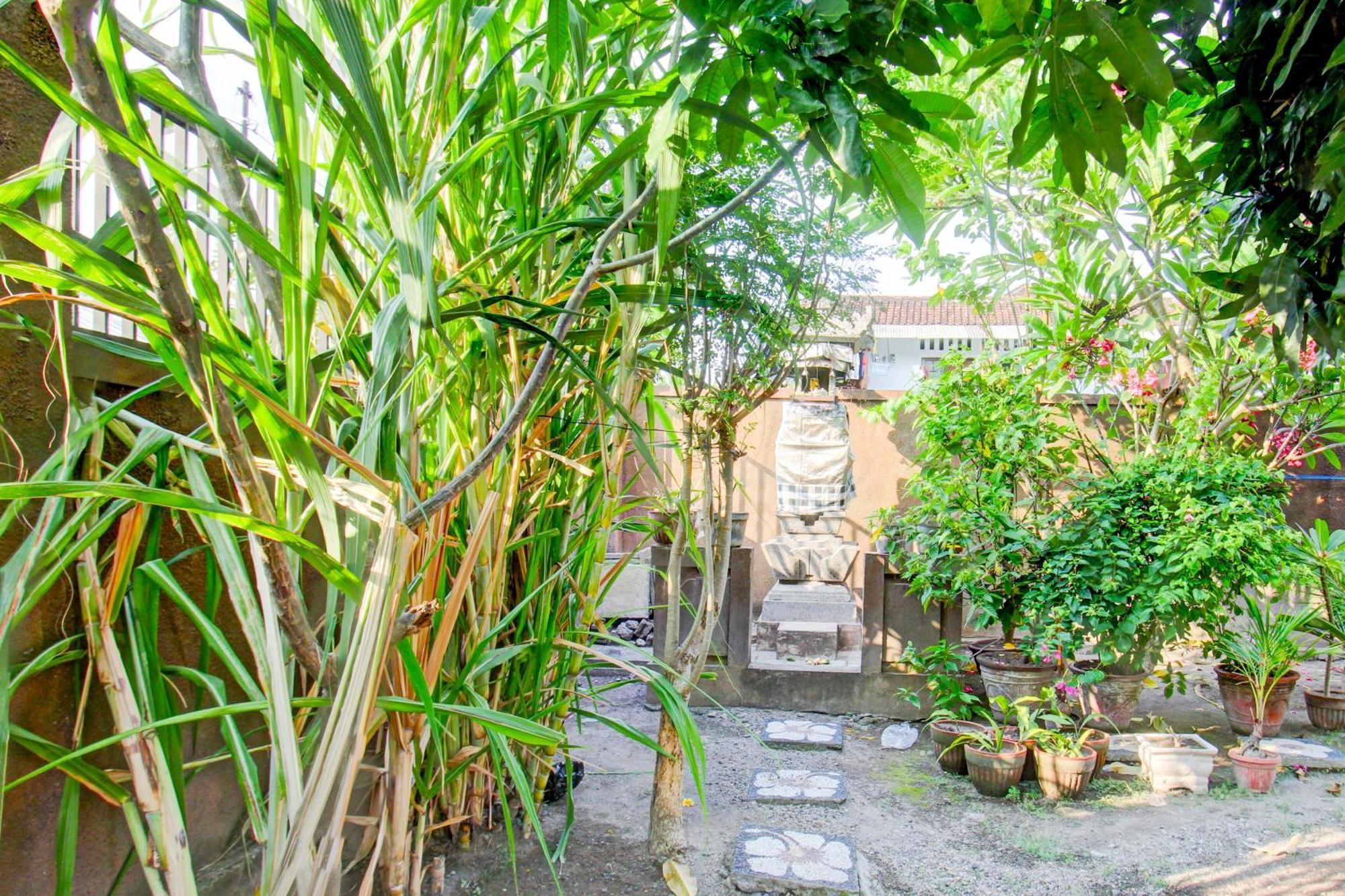 فندق Oyo Life 93284 Kos Cendana Raya ماتارام المظهر الخارجي الصورة